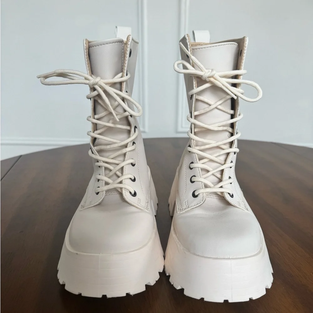ASOS Collection boots. - Picture 2 of 3